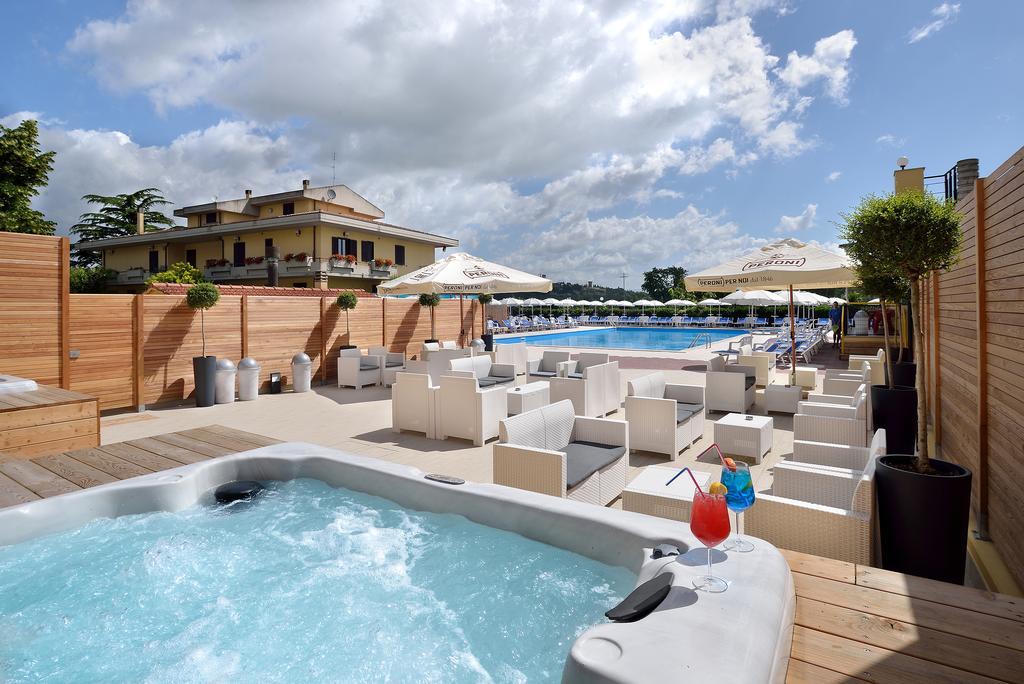 Hotel Ristorante Dante Torgiano Εξωτερικό φωτογραφία