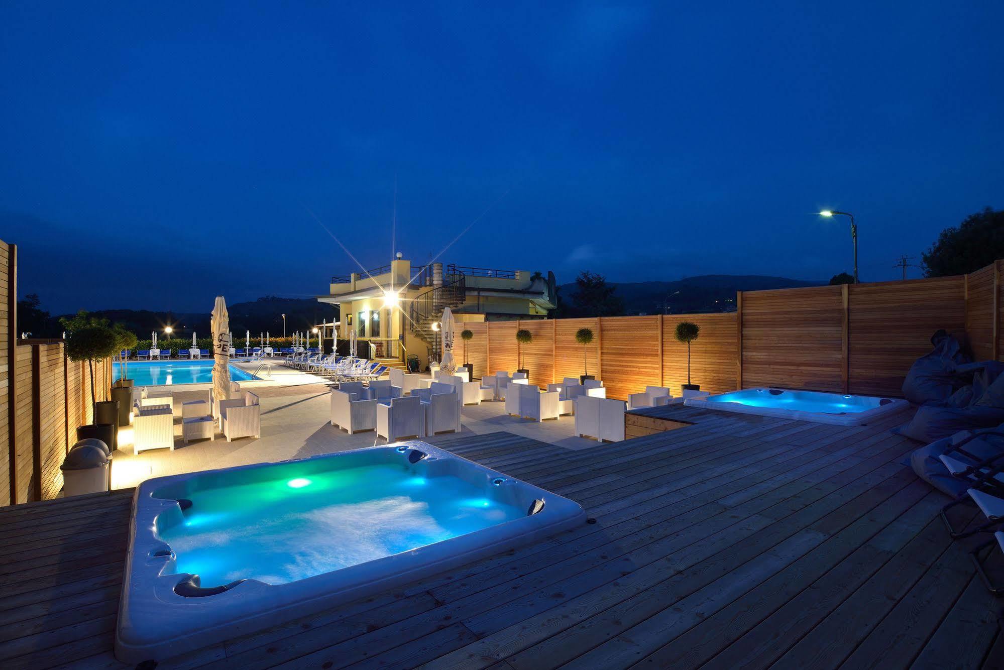 Hotel Ristorante Dante Torgiano Εξωτερικό φωτογραφία
