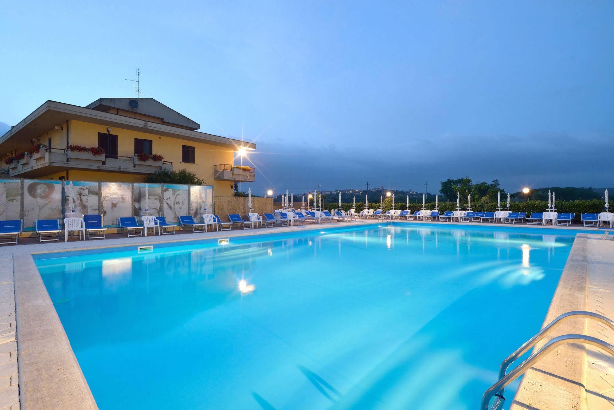 Hotel Ristorante Dante Torgiano Εξωτερικό φωτογραφία
